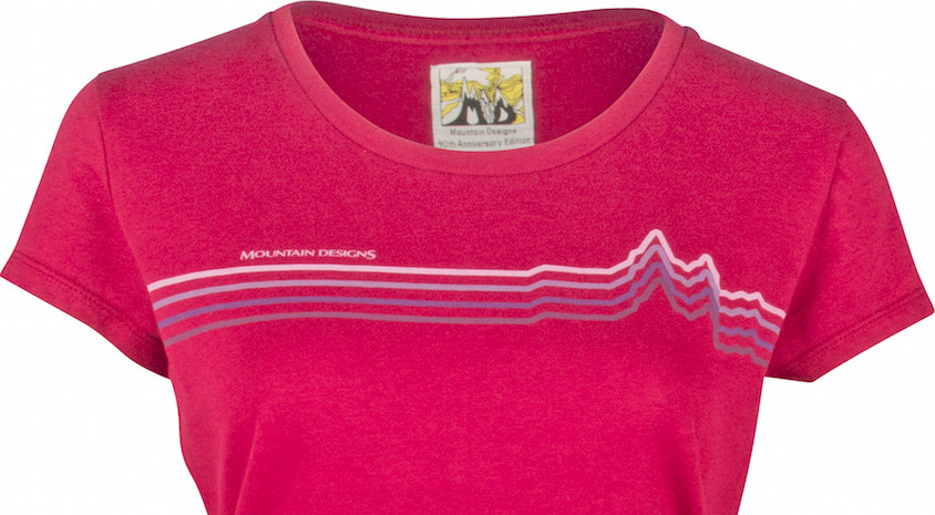 Mountain Designs red t-shirt